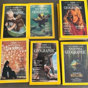NATIONAL GEOGRAPHIC 3 Magazine Bundle Random Selection 1980 to 1992 Coffee Table